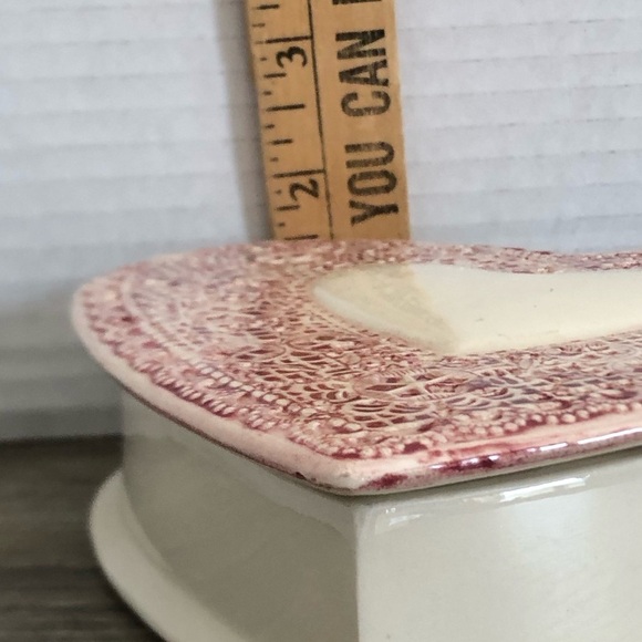 Handmade Heart-Shaped Box with Lace Design - Picture 10 of 12